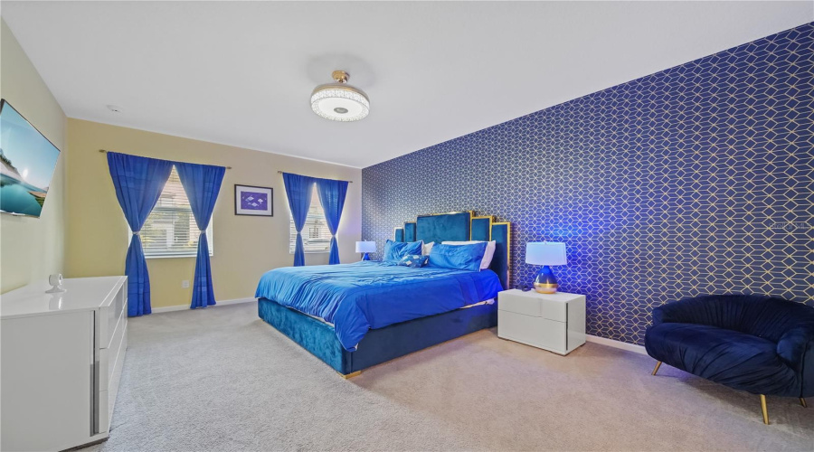 SAPPHIRE ROOM