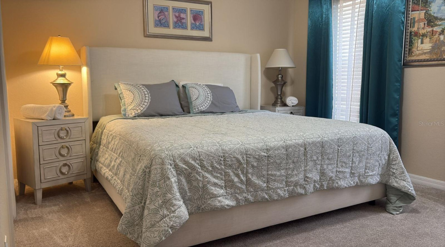 master bed room