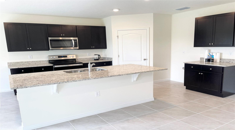 Address not available!, 5 Bedrooms Bedrooms, ,3 BathroomsBathrooms,Residential,For Sale,0,MFRO6338210