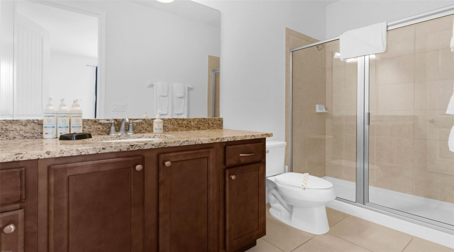 KISSIMMEE, Florida 34747, 6 Bedrooms Bedrooms, ,6 BathroomsBathrooms,Residential,For Sale,MARKER,0,MFRO6337144