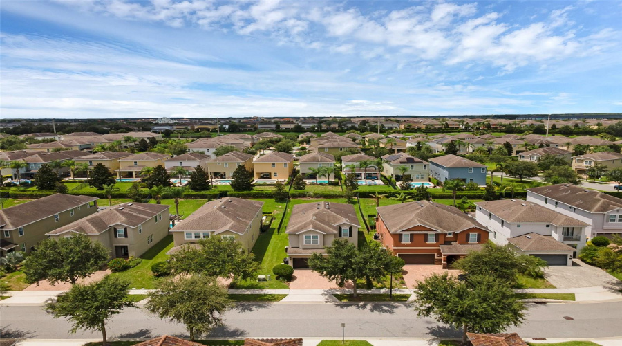 KISSIMMEE, Florida 34747, 6 Bedrooms Bedrooms, ,6 BathroomsBathrooms,Residential,For Sale,MARKER,0,MFRO6337144