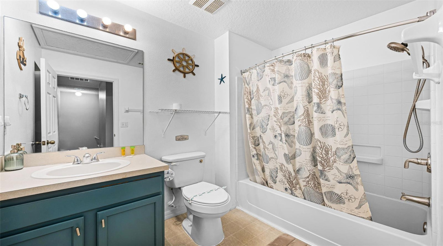 KISSIMMEE, Florida 34747, 3 Bedrooms Bedrooms, ,2 BathroomsBathrooms,Residential,For Sale,CRYSTAL COVE,0,MFRS5132749