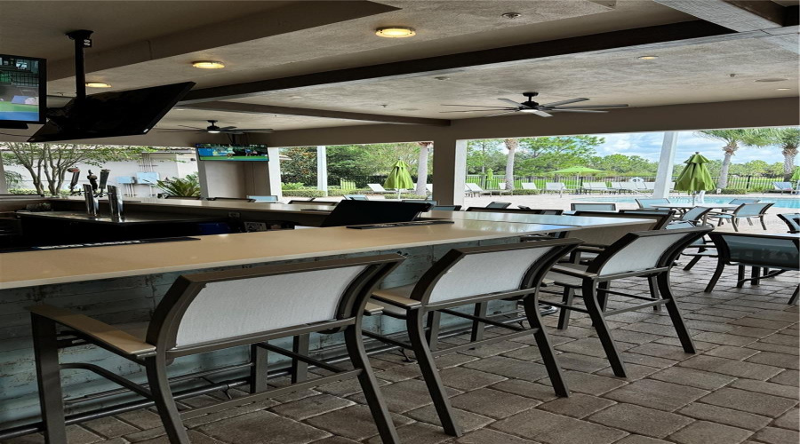 Country Club Outdoor bar/restaurant