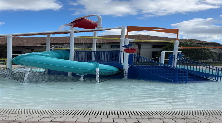 Oasis Splash Pad