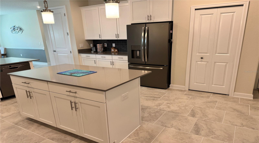 Kitchen & Pantry
