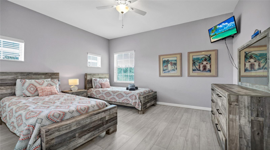 DAVENPORT, Florida 33897, 3 Bedrooms Bedrooms, ,2 BathroomsBathrooms,Residential,For Sale,RUM,0,MFRO6338150