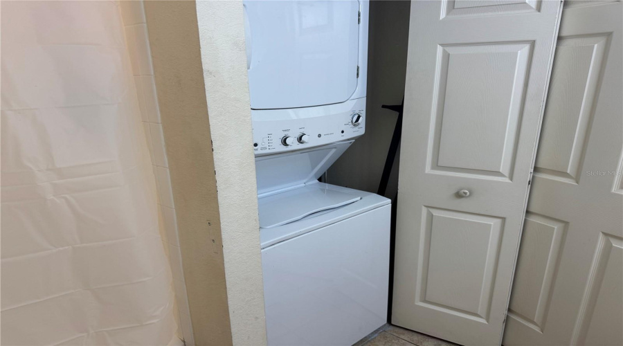 KISSIMMEE, Florida 34746, 3 Bedrooms Bedrooms, ,2 BathroomsBathrooms,Residential,For Sale,LUCAYAN HARBOUR,0,MFRS5133226