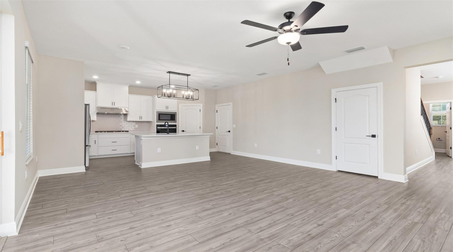 KISSIMMEE, Florida 34747, 4 Bedrooms Bedrooms, ,2 BathroomsBathrooms,Residential,For Sale,SOMERSWORTH,0,MFRTB8420409
