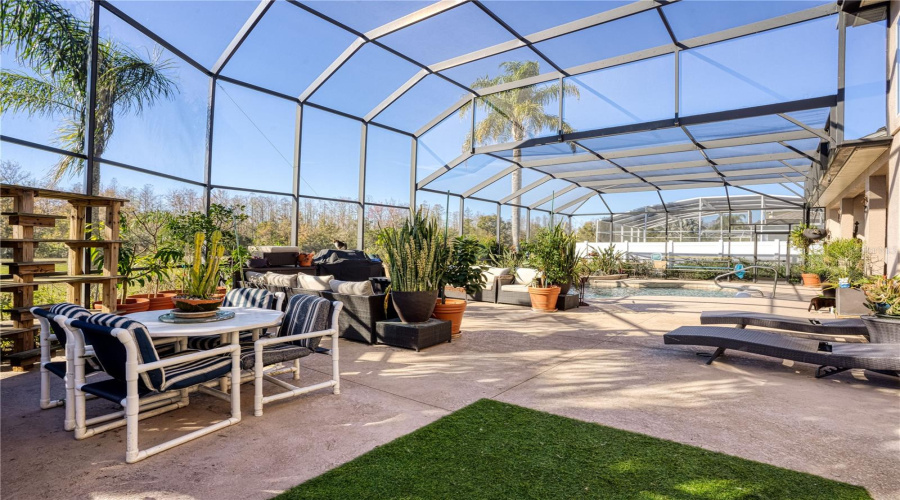 DAVENPORT, Florida 33897, 5 Bedrooms Bedrooms, ,3 BathroomsBathrooms,Residential,For Sale,PRESTWICK,0,MFRO6270051