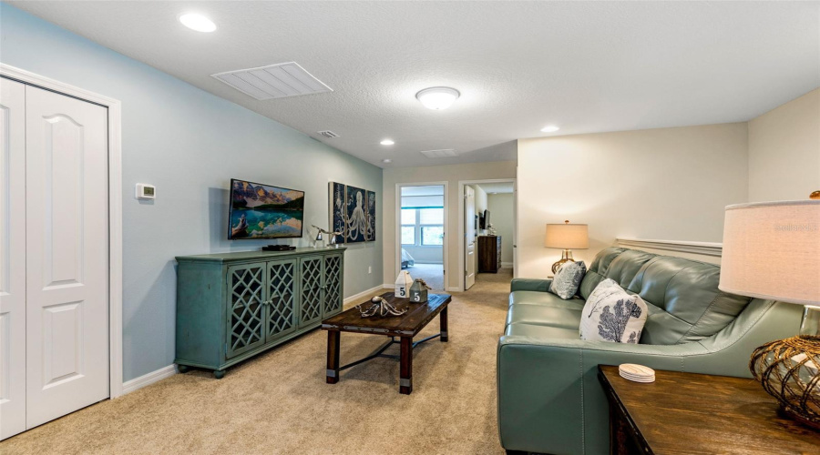 KISSIMMEE, Florida 34747, 5 Bedrooms Bedrooms, ,4 BathroomsBathrooms,Residential,For Sale,GENEVE,0,MFRO6295445