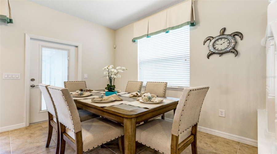 KISSIMMEE, Florida 34747, 5 Bedrooms Bedrooms, ,4 BathroomsBathrooms,Residential,For Sale,GENEVE,0,MFRO6295445