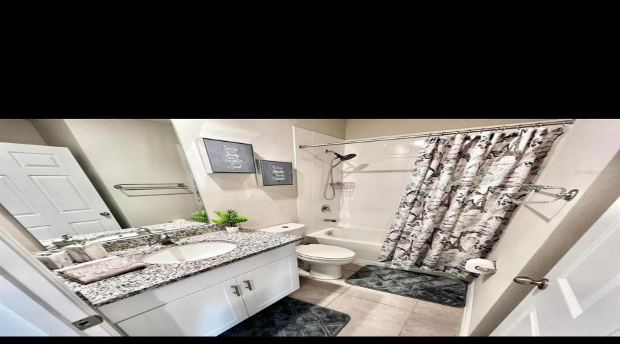 DAVENPORT, Florida 33897, 4 Bedrooms Bedrooms, ,2 BathroomsBathrooms,Residential,For Sale,BELLA VISTA DR,0,MFRO6337412