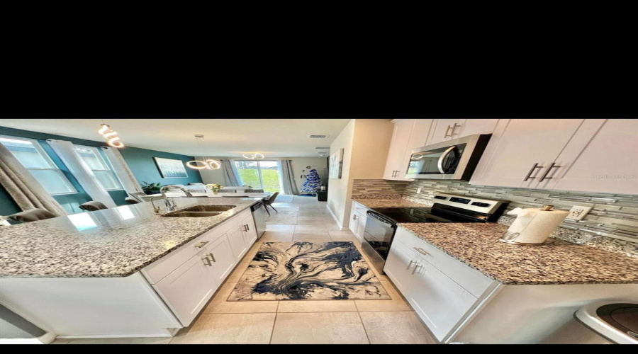 DAVENPORT, Florida 33897, 4 Bedrooms Bedrooms, ,2 BathroomsBathrooms,Residential,For Sale,BELLA VISTA DR,0,MFRO6337412