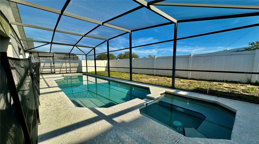 DAVENPORT, Florida 33837, 5 Bedrooms Bedrooms, ,4 BathroomsBathrooms,Residential,For Sale,SUNSET VIEW,0,MFRG5101213