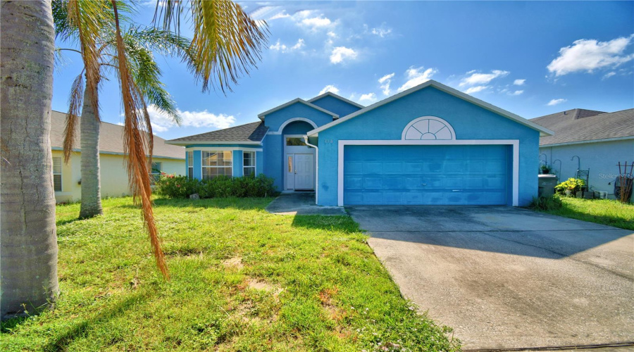DAVENPORT, Florida 33837, 4 Bedrooms Bedrooms, ,2 BathroomsBathrooms,Residential,For Sale,AYLESBURY,0,MFRP4935946