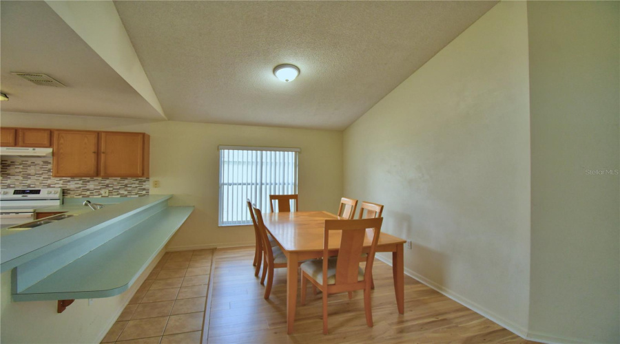 Dining room and breakfast bar