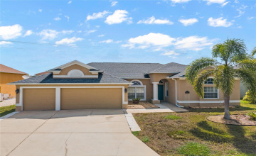 DAVENPORT, Florida 33837, 4 Bedrooms Bedrooms, ,3 BathroomsBathrooms,Residential,For Sale,GRAND RESERVE,0,MFRS5133243