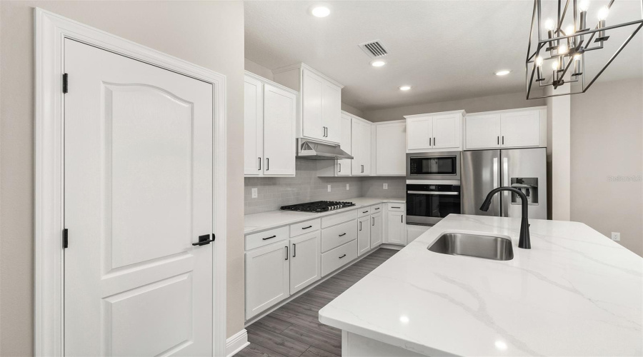 KISSIMMEE, Florida 34747, 6 Bedrooms Bedrooms, ,4 BathroomsBathrooms,Residential,For Sale,SOMERSWORTH,0,MFRTB8420500