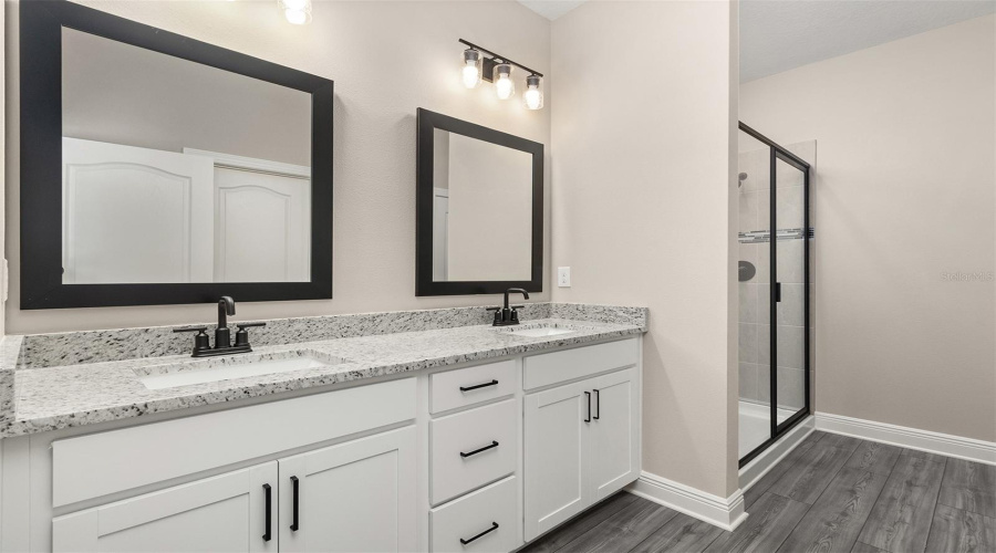 KISSIMMEE, Florida 34747, 6 Bedrooms Bedrooms, ,4 BathroomsBathrooms,Residential,For Sale,SOMERSWORTH,0,MFRTB8420500