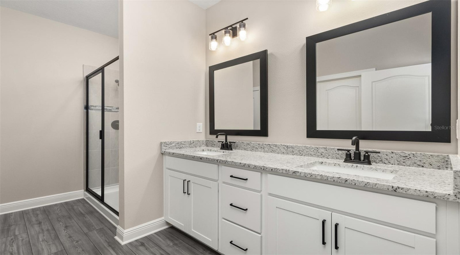KISSIMMEE, Florida 34747, 6 Bedrooms Bedrooms, ,4 BathroomsBathrooms,Residential,For Sale,SOMERSWORTH,0,MFRTB8420511