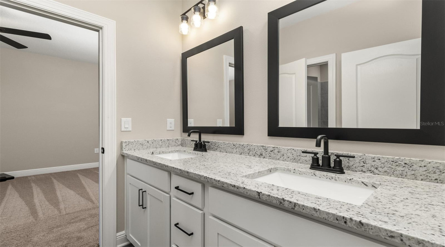 KISSIMMEE, Florida 34747, 6 Bedrooms Bedrooms, ,4 BathroomsBathrooms,Residential,For Sale,SOMERSWORTH,0,MFRTB8420511