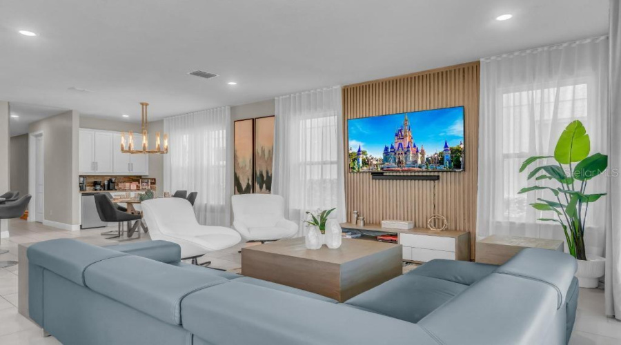 REUNION, Florida 34747, 6 Bedrooms Bedrooms, ,5 BathroomsBathrooms,Residential,For Sale,CASTLE PINES,0,MFRO6338454
