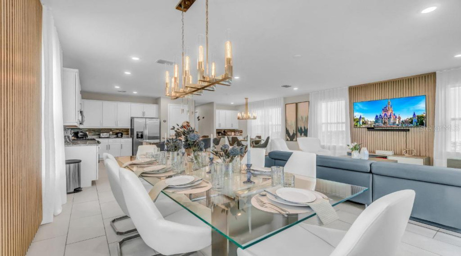 REUNION, Florida 34747, 6 Bedrooms Bedrooms, ,5 BathroomsBathrooms,Residential,For Sale,CASTLE PINES,0,MFRO6338454
