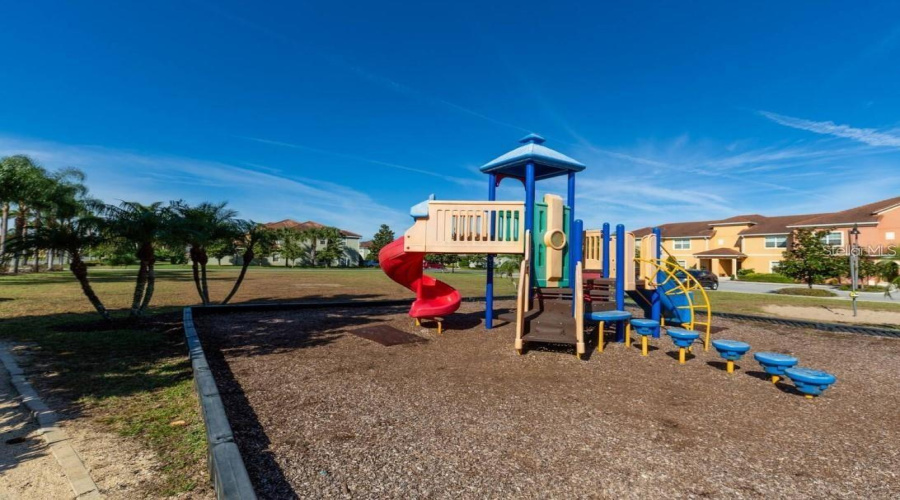 KISSIMMEE, Florida 34747, 4 Bedrooms Bedrooms, ,3 BathroomsBathrooms,Residential,For Sale,CALIFORNIA PALM,0,MFRS5121215