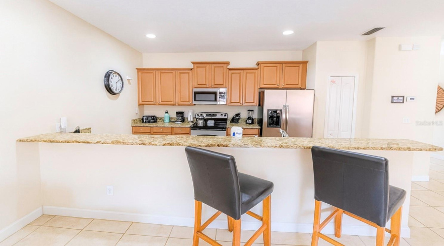 KISSIMMEE, Florida 34747, 4 Bedrooms Bedrooms, ,3 BathroomsBathrooms,Residential,For Sale,CALIFORNIA PALM,0,MFRS5121215