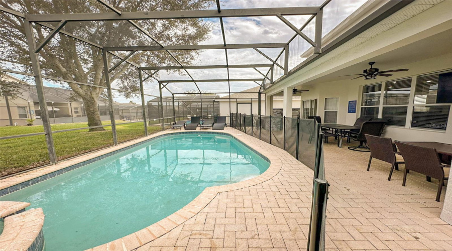 KISSIMMEE, Florida 34747, 6 Bedrooms Bedrooms, ,4 BathroomsBathrooms,Residential,For Sale,BASNETT CIR,0,MFRS5133281