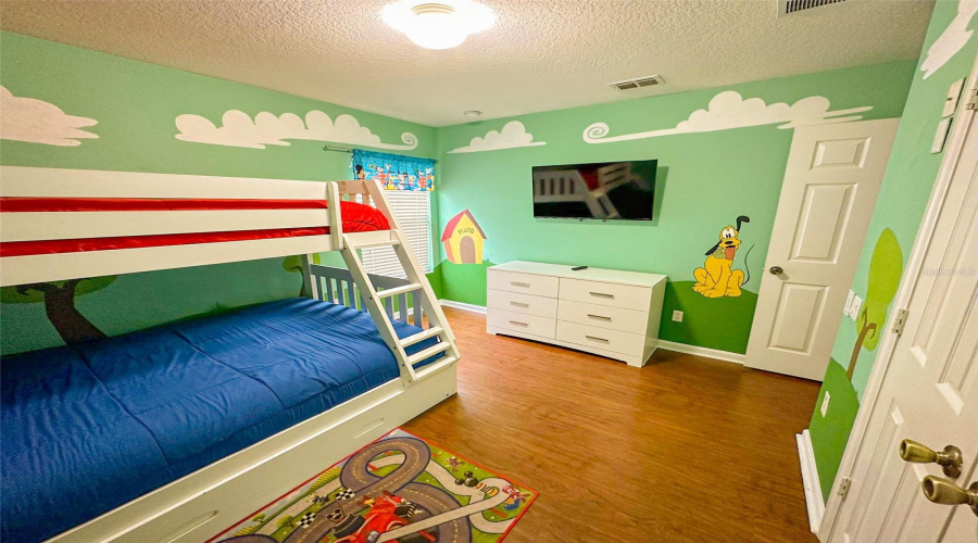 KISSIMMEE, Florida 34747, 6 Bedrooms Bedrooms, ,4 BathroomsBathrooms,Residential,For Sale,BASNETT CIR,0,MFRS5133281
