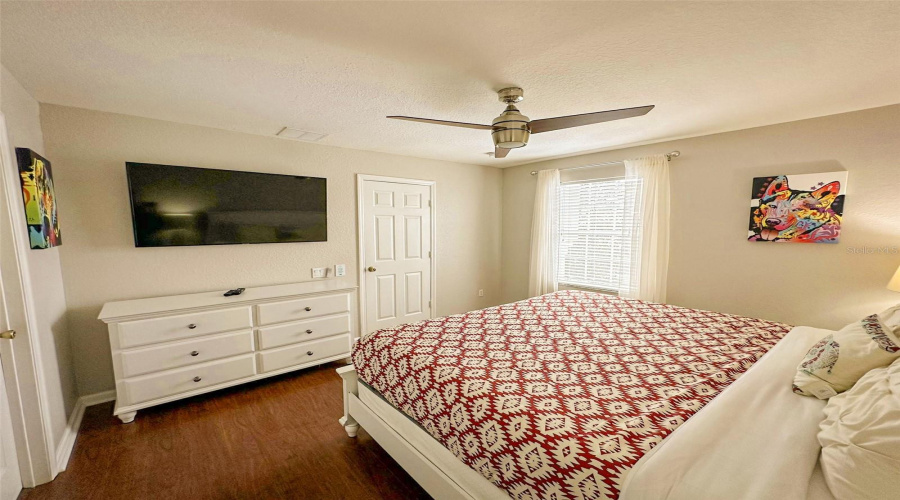 KISSIMMEE, Florida 34747, 6 Bedrooms Bedrooms, ,4 BathroomsBathrooms,Residential,For Sale,BASNETT CIR,0,MFRS5133281