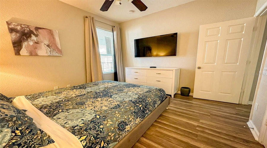 KISSIMMEE, Florida 34747, 6 Bedrooms Bedrooms, ,4 BathroomsBathrooms,Residential,For Sale,BASNETT CIR,0,MFRS5133281