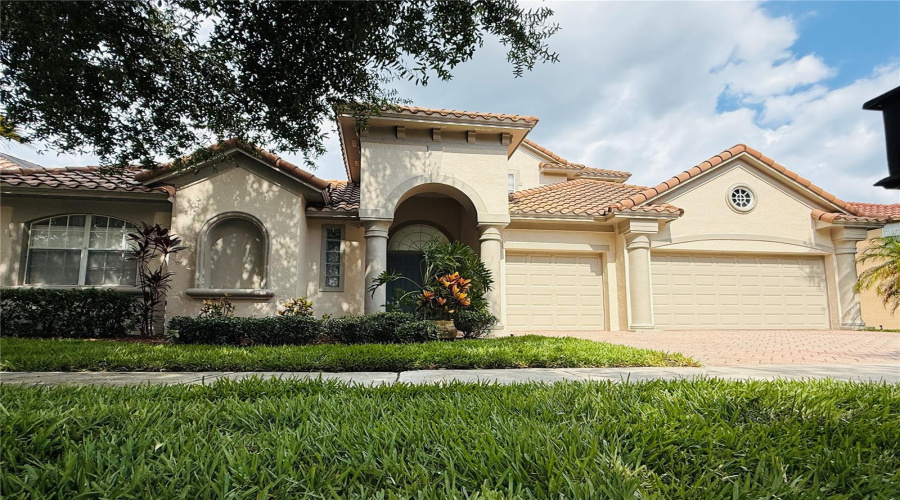 DAVENPORT, Florida 33837, 4 Bedrooms Bedrooms, ,4 BathroomsBathrooms,Residential,For Sale,CHELSEA,0,MFRO6338270