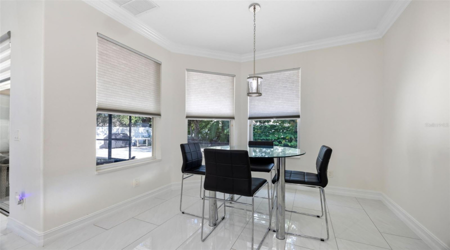 ORLANDO, Florida 32836, 5 Bedrooms Bedrooms, ,3 BathroomsBathrooms,Residential,For Sale,PECKY CYPRESS,0,MFRO6338017