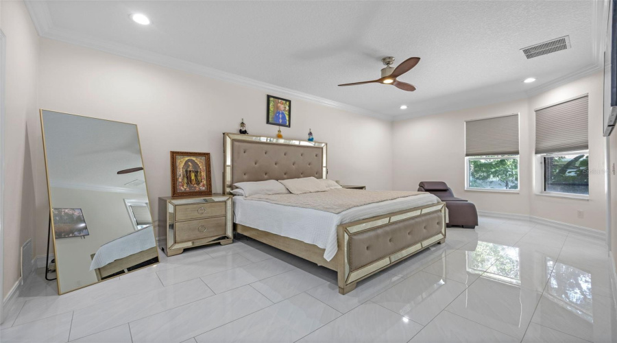 ORLANDO, Florida 32836, 5 Bedrooms Bedrooms, ,3 BathroomsBathrooms,Residential,For Sale,PECKY CYPRESS,0,MFRO6338017