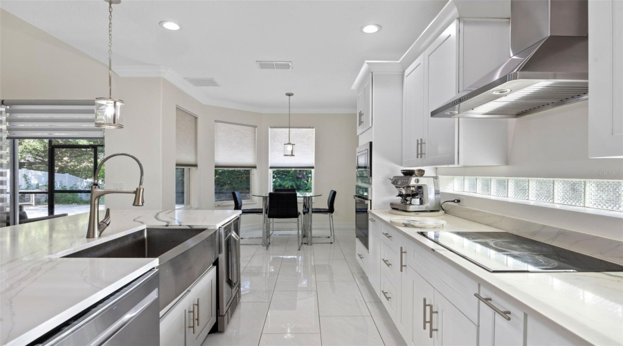 ORLANDO, Florida 32836, 5 Bedrooms Bedrooms, ,3 BathroomsBathrooms,Residential,For Sale,PECKY CYPRESS,0,MFRO6338017