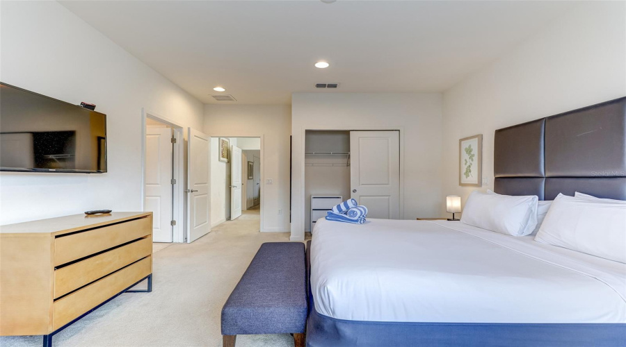 KISSIMMEE, Florida 34746, 3 Bedrooms Bedrooms, ,3 BathroomsBathrooms,Residential,For Sale,CORVETTE,0,MFRO6338477