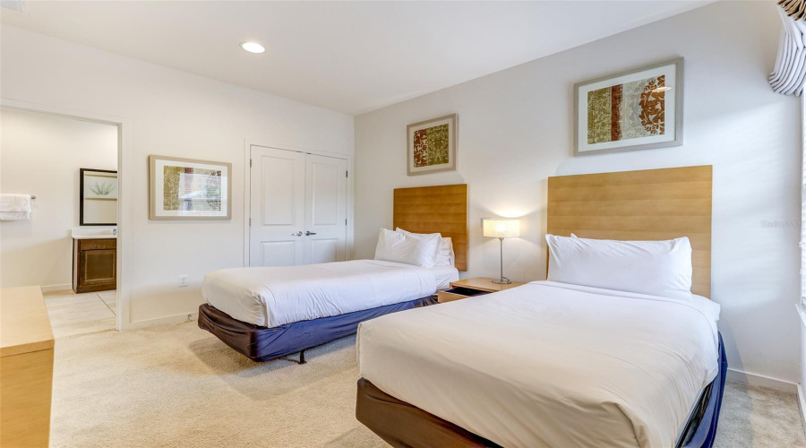 KISSIMMEE, Florida 34746, 3 Bedrooms Bedrooms, ,3 BathroomsBathrooms,Residential,For Sale,CORVETTE,0,MFRO6338477