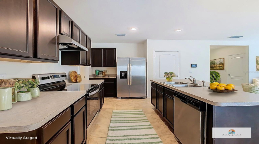 DAVENPORT, Florida 33837, 5 Bedrooms Bedrooms, ,3 BathroomsBathrooms,Residential,For Sale,POST OAK,0,MFRTB8420655