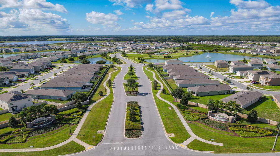 DAVENPORT, Florida 33837, 5 Bedrooms Bedrooms, ,3 BathroomsBathrooms,Residential,For Sale,POST OAK,0,MFRTB8420655