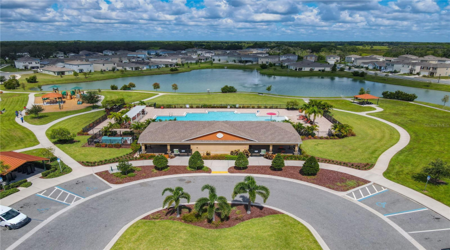 DAVENPORT, Florida 33837, 5 Bedrooms Bedrooms, ,3 BathroomsBathrooms,Residential,For Sale,POST OAK,0,MFRTB8420655