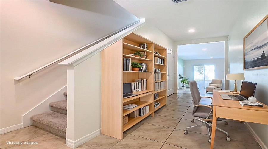 DAVENPORT, Florida 33837, 5 Bedrooms Bedrooms, ,3 BathroomsBathrooms,Residential,For Sale,POST OAK,0,MFRTB8420655