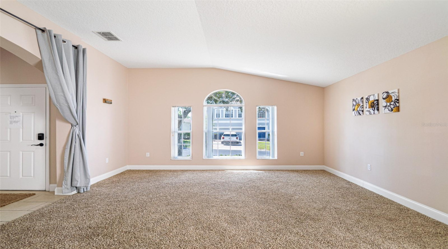 DAVENPORT, Florida 33897, 3 Bedrooms Bedrooms, ,2 BathroomsBathrooms,Residential,For Sale,LANCASTER,0,MFRO6338483