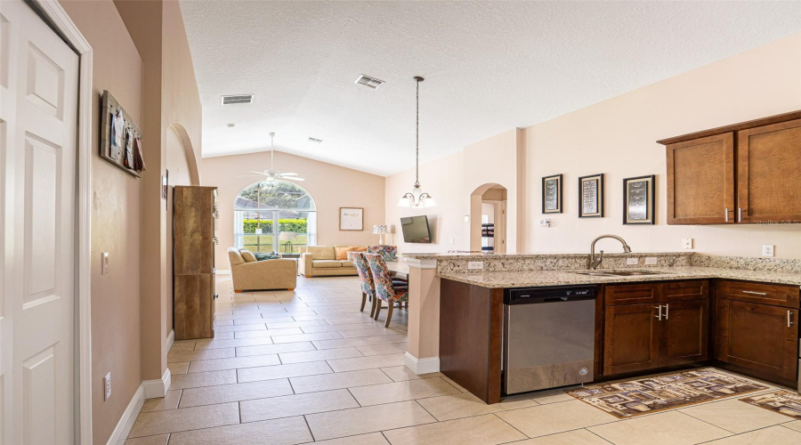 DAVENPORT, Florida 33897, 3 Bedrooms Bedrooms, ,2 BathroomsBathrooms,Residential,For Sale,LANCASTER,0,MFRO6338483