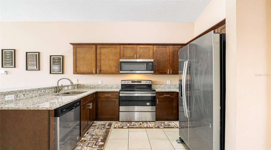 DAVENPORT, Florida 33897, 3 Bedrooms Bedrooms, ,2 BathroomsBathrooms,Residential,For Sale,LANCASTER,0,MFRO6338483
