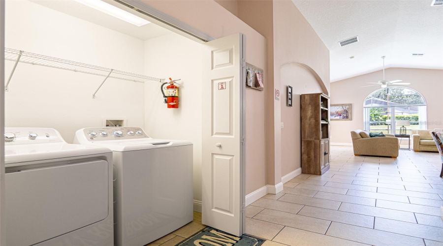 DAVENPORT, Florida 33897, 3 Bedrooms Bedrooms, ,2 BathroomsBathrooms,Residential,For Sale,LANCASTER,0,MFRO6338483