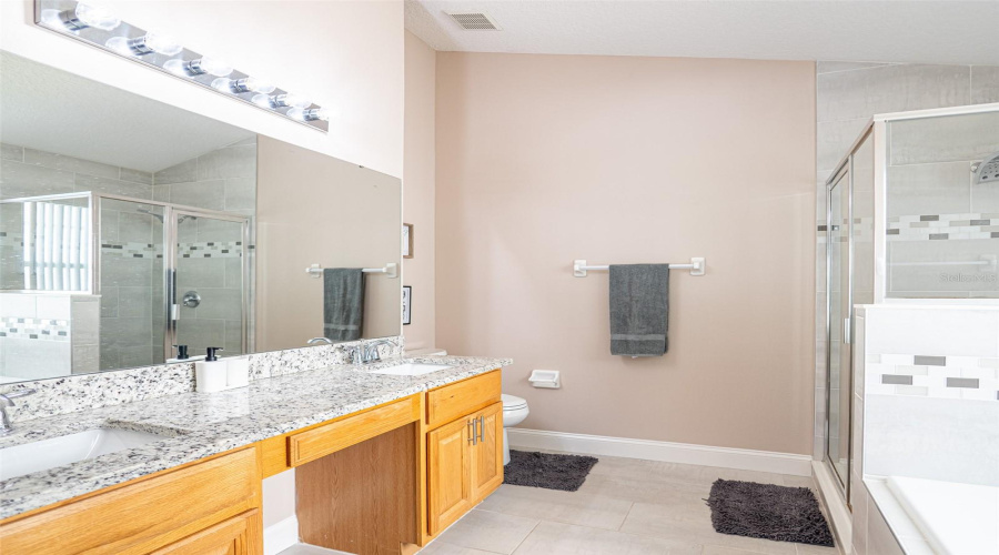 DAVENPORT, Florida 33897, 3 Bedrooms Bedrooms, ,2 BathroomsBathrooms,Residential,For Sale,LANCASTER,0,MFRO6338483