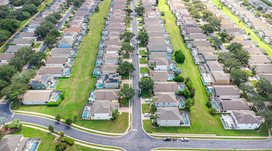 DAVENPORT, Florida 33897, 3 Bedrooms Bedrooms, ,2 BathroomsBathrooms,Residential,For Sale,LANCASTER,0,MFRO6338483