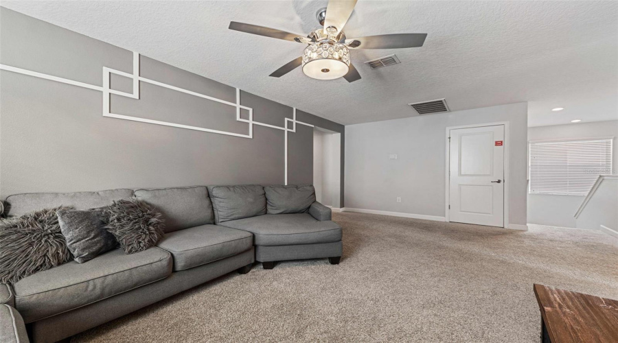 KISSIMMEE, Florida 34746, 6 Bedrooms Bedrooms, ,5 BathroomsBathrooms,Residential,For Sale,SLEEPY HOLLOW,0,MFRO6336863